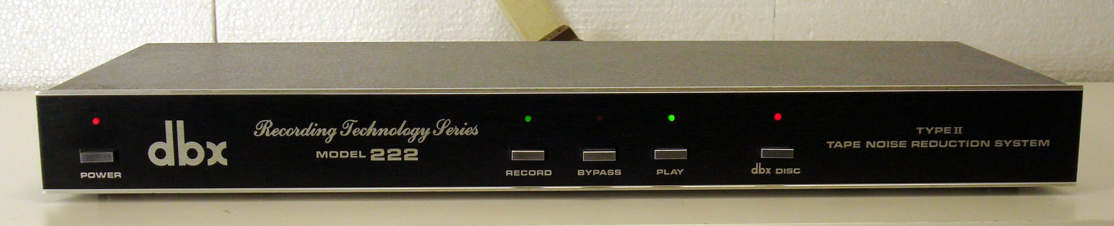 DBX 222 Type ll Noise Reduction System 